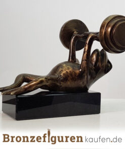 Bronzefigur eines Frosches der Kraftsport betreibt