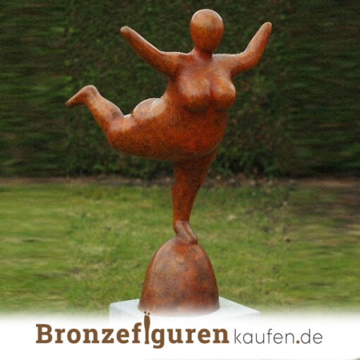 Gartenskulptur aus Bronze genannt rote Dicke Frau