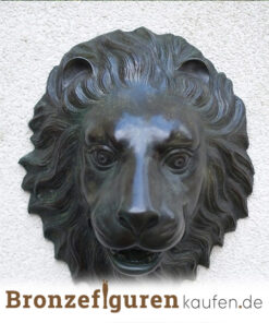 Löwenkopf aus Bronze als Brunnen