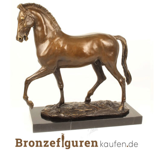 Pferdefigur aus Bronze