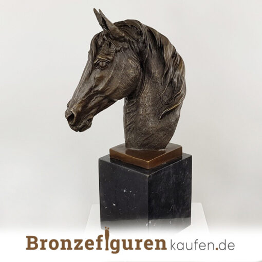 Pferdefigur aus bronze