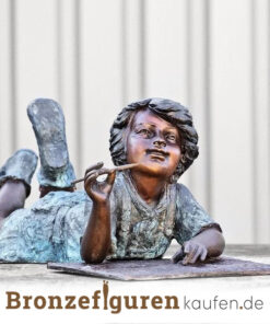 Kinderfigur aus Bronze