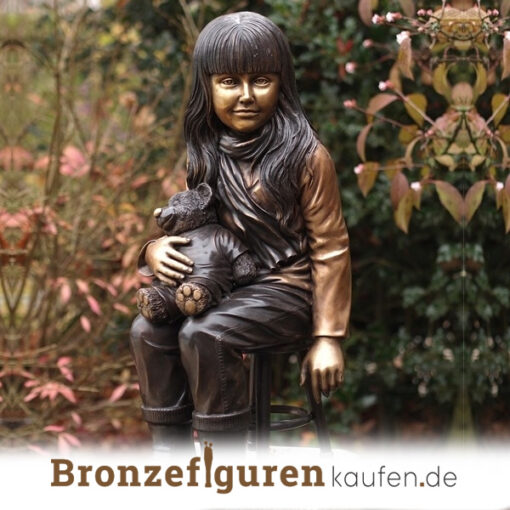 Gartenskulptur aus Bronze Mädchen
