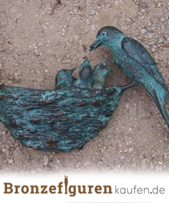 vogel figur aus bronze